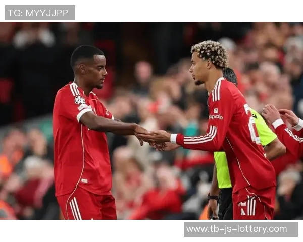 足坛转会费TOP10：内马尔2.22亿欧仍居首，伊萨克、维尔茨上榜